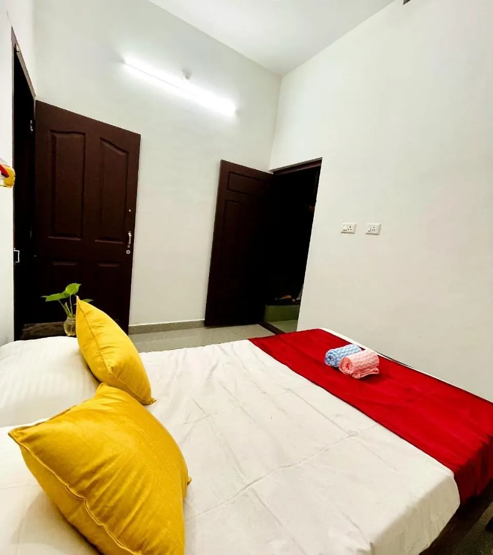Evaa Homes Anachal Homestay